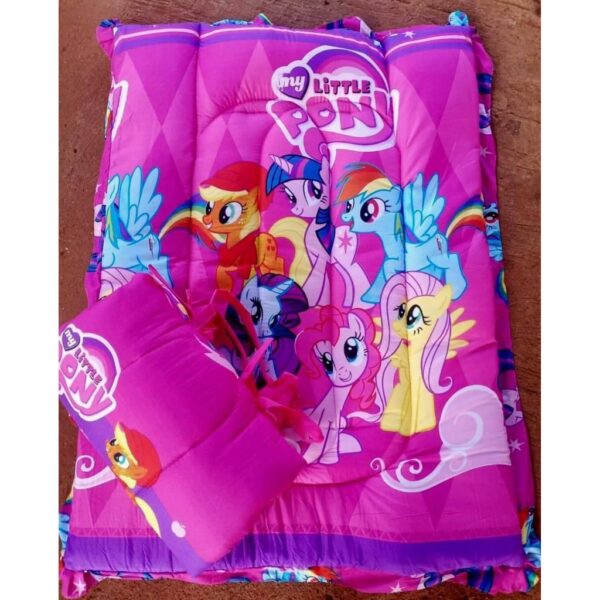 ที่นอนเด็กอนุบาลลายLittle pony  ลิตตเติ้ล โพนี่ (คละลายโพนี่)สำหรับเด็กอายุ 1 -6 ขวบ มีหลายลายน่ารักๆ 1 ผืน