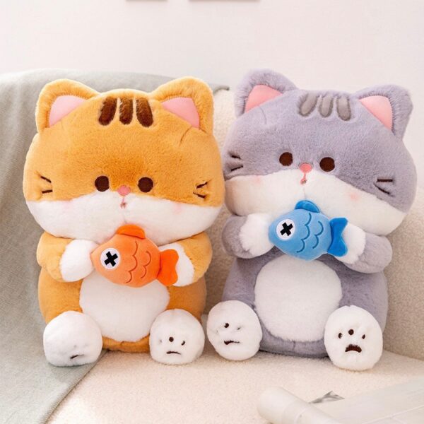 พร้อมส่ง  ตุ๊กตา ตุ๊กตาแมวส้ม แมวเทา น้องตัวอ้วนๆน่ารัก กอดถนัดมือมากๆ ตุ๊กตาแมวกินปลา ตุ๊กตาน่ารัก   23038 23040