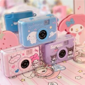 Sanrio เด็ก มินิ เปล่งแสง กล้อง จี้ กล้องขนาดเล็ก พวงกุญแจ จี้ Kuromi My Melody Cinnamoroll ของเล่นกล้อง